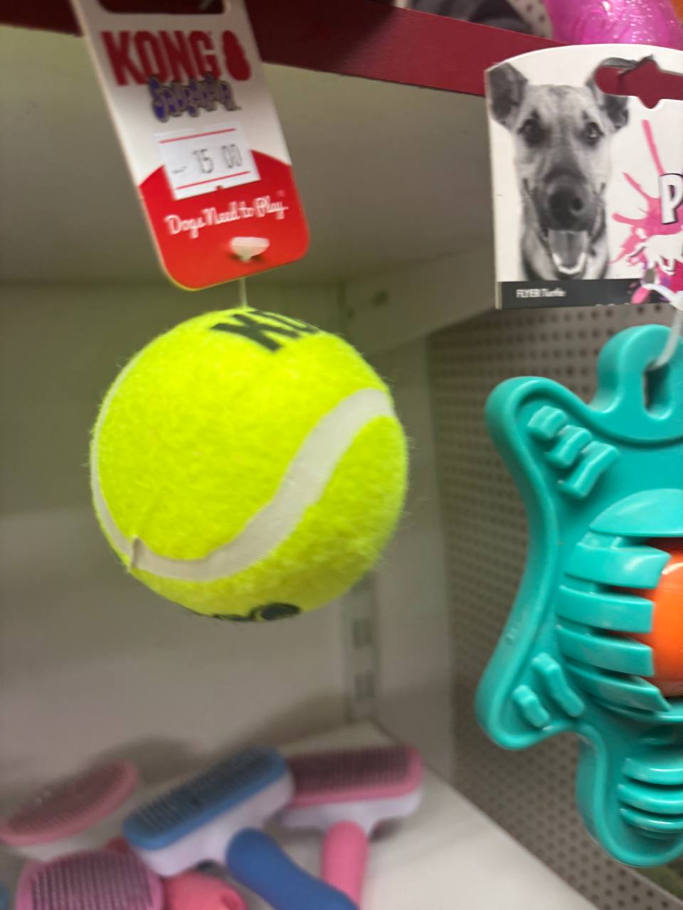 Игрушка мячик для кошек